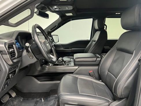 Used 2024 Ford F150 Lariat image 19