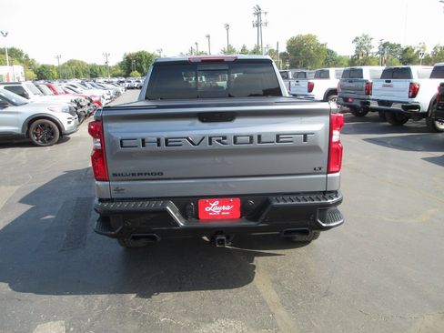 Used 2020 Chevrolet Silverado 1500 LT Trail Boss image 5