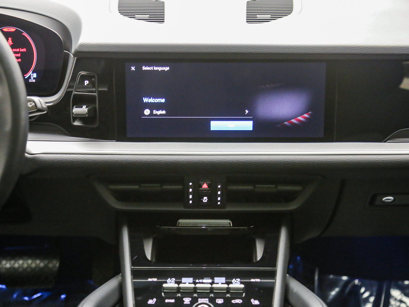 Certified 2025 Porsche Cayenne AWD/4WD image 17