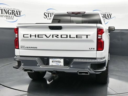 Used 2024 Chevrolet Silverado 1500 LTZ AWD/4WD image 8