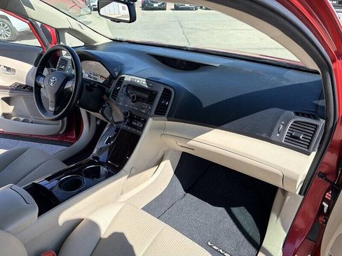 Used 2009 Toyota Venza FWD image 25