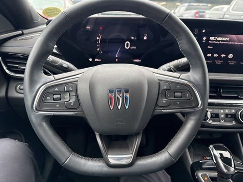 Certified 2024 Buick Envista Sport Touring w/ Convenience I Package FWD image 27