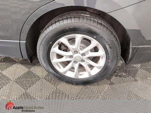 Used 2018 Chevrolet Equinox LT image 39