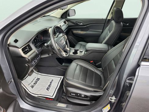 Used 2021 GMC Acadia Denali w/ GMC Pro Grade Package AWD/4WD image 9