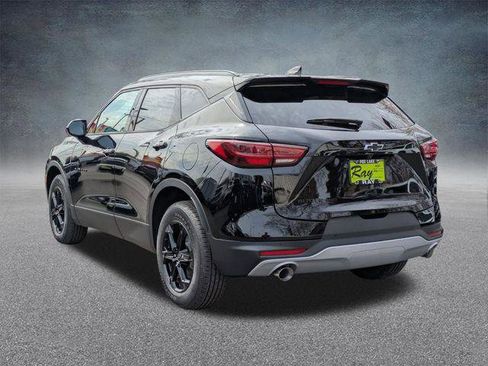 New 2026 Chevrolet Blazer LT w/ Convenience Package AWD/4WD image 6