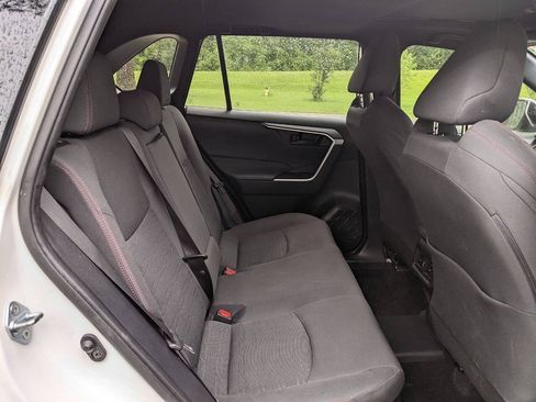 Used 2021 Toyota RAV4 SE w/ Weather & Moonroof Package AWD/4WD image 11