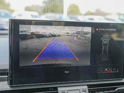 Used 2021 Audi Q5 2.0T Premium w/ Convenience Package image 14