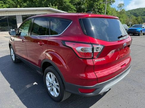 Used 2017 Ford Escape SE AWD/4WD image 6
