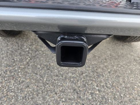 New 2026 GMC Canyon Elevation w/ Convenience Package image 10