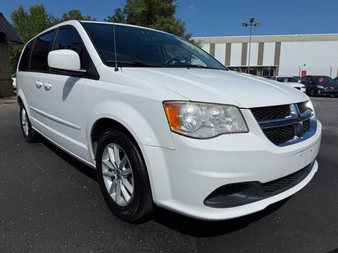 Used 2015 Dodge Grand Caravan SXT w/ Security Group image 3