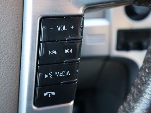 Used 2009 Ford F150 Platinum image 32