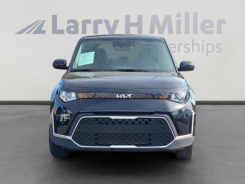 Used 2025 Kia Soul LX w/ LX Technology Package FWD image 16