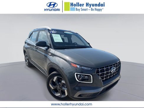 Certified 2025 Hyundai Venue Limited image 1
