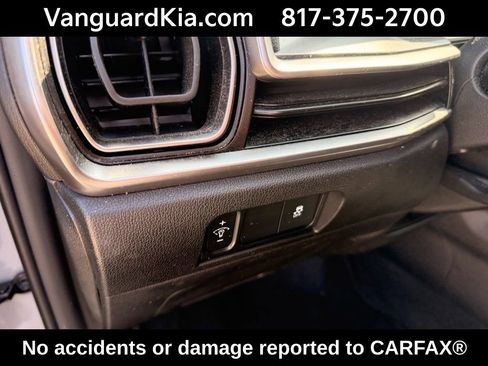 Certified 2025 Kia Sorento S image 16