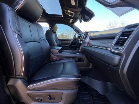 Used 2020 RAM 3500 Limited image 32