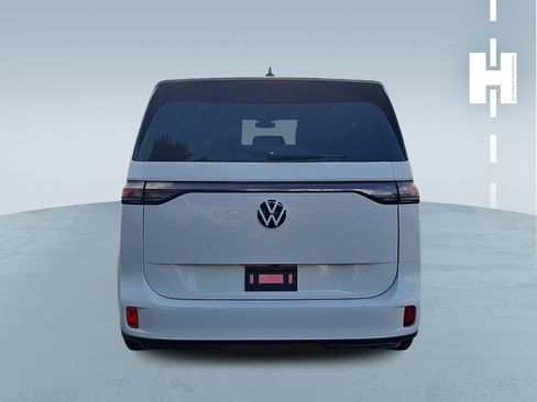 Used 2025 Volkswagen ID. Buzz Pro S RWD image 4