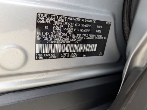 Used 2024 Toyota RAV4 XLE FWD image 36