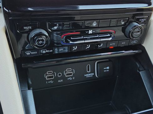 Used 2023 Jeep Grand Cherokee 4WD 4xe image 37