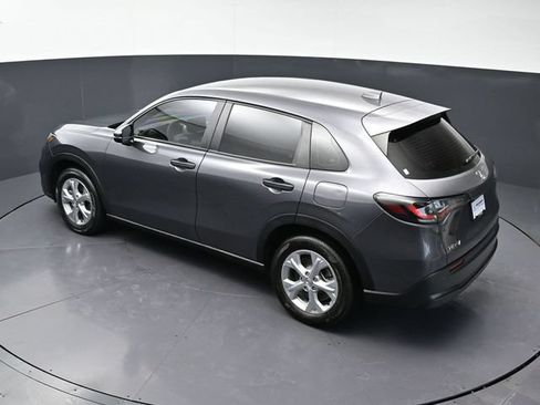 Certified 2025 Honda HR-V LX image 30