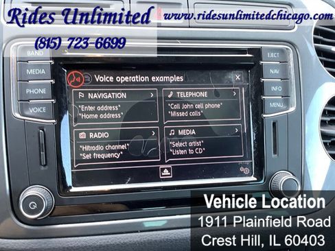 Used 2017 Volkswagen Tiguan SEL FWD image 20