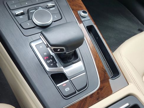 Used 2019 Audi Q5 2.0T Premium image 15