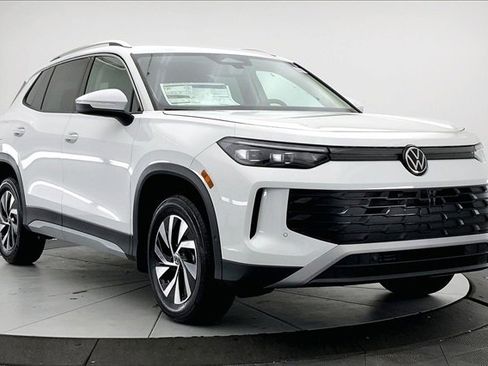 New 2026 Volkswagen Tiguan S image 1