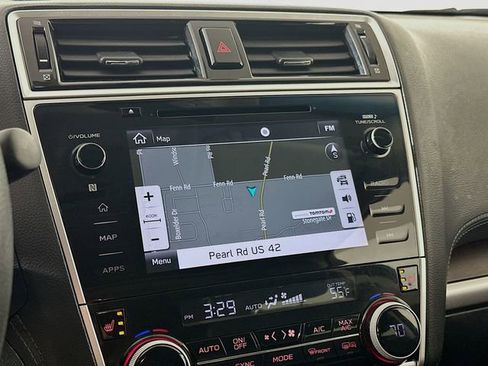 Used 2018 Subaru Outback 2.5i Limited image 14