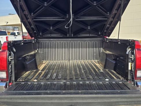 Used 2019 Toyota Tacoma SR5 image 26