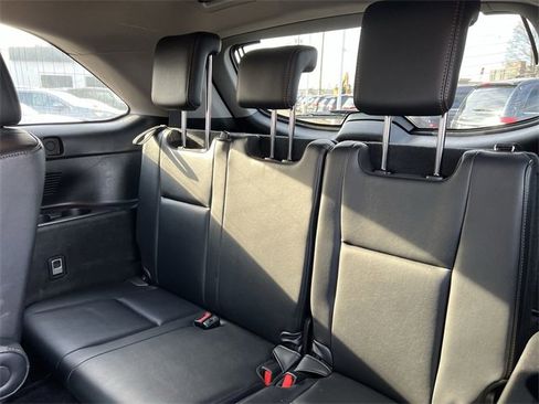 Used 2017 Toyota Highlander XLE image 23