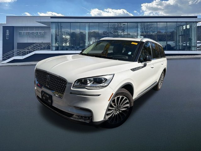 Used 2023 Lincoln Aviator Reserve w/ Equipment Group 201A RWD image 3