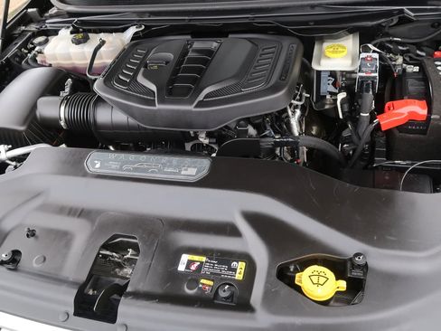 Used 2024 Jeep Wagoneer Series II image 47