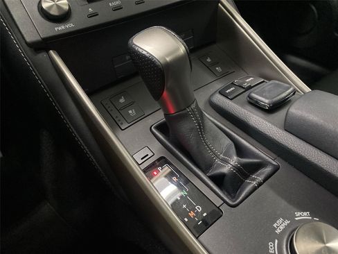Used 2016 Lexus IS 200t w/ F Sport Package RWD image 26