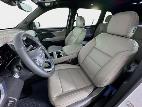New 2026 GMC Acadia Elevation w/ Elevation Premium Package FWD image 11