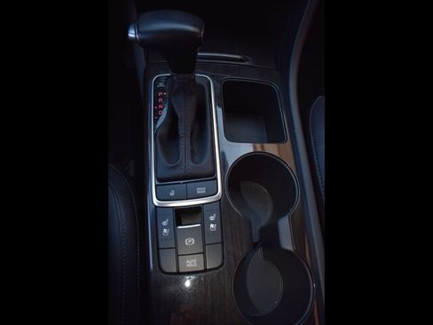 Used 2020 Kia Optima Premium image 13