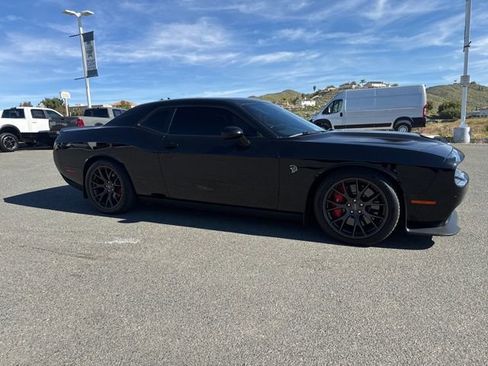 Used 2016 Dodge Challenger SRT Hellcat image 14