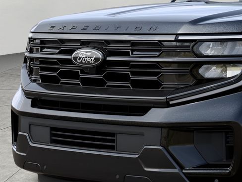 New 2027 Ford Expedition Platinum w/ Stealth Performance Package AWD/4WD image 17