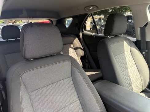 Used 2021 Chevrolet Equinox LT AWD/4WD image 28