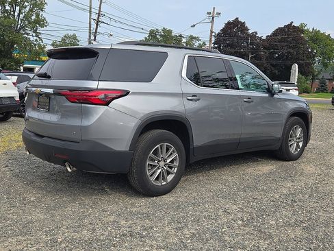 Used 2023 Chevrolet Traverse LT AWD/4WD image 8