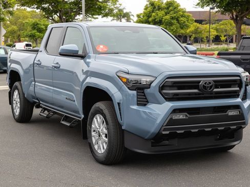 New 2026 Toyota Tacoma SR5 AWD/4WD image 3