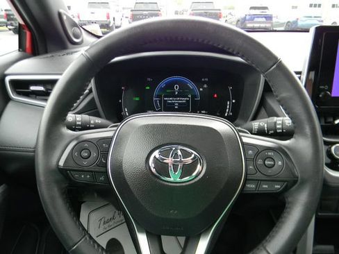 Used 2024 Toyota Corolla Cross AWD Hybrid w/ Convenience Package image 12
