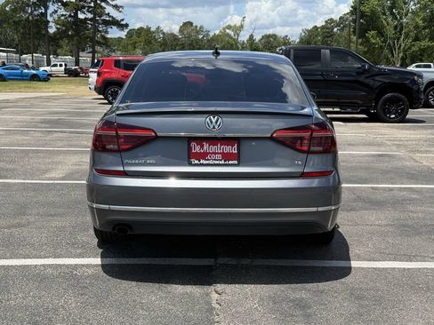 Used 2017 Volkswagen Passat 1.8T SEL Premium FWD image 6