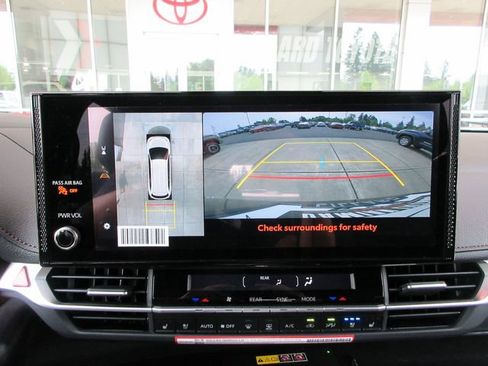 New 2026 Toyota Sienna Platinum AWD/4WD image 14