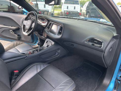 Used 2015 Dodge Challenger SRT Hellcat RWD image 21