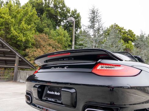 Used 2011 Porsche 911 Turbo S AWD/4WD image 30