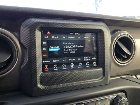 Used 2022 Jeep Wrangler Unlimited Sport image 28