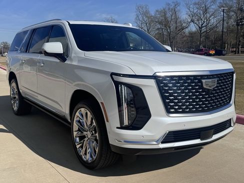 New 2026 Cadillac Escalade ESV Luxury w/ LPO, Radiant Package image 7