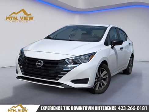 Used 2024 Nissan Versa S w/ S Plus Package FWD image 1