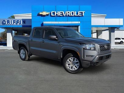 Used 2022 Nissan Frontier SV w/ Technology Package