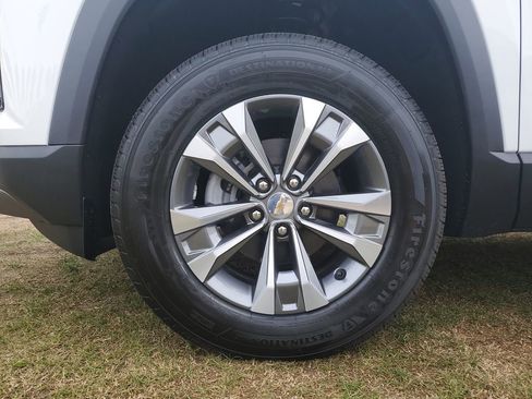 New 2026 Chevrolet Equinox LT w/ LPO, Floor Liner Package image 6