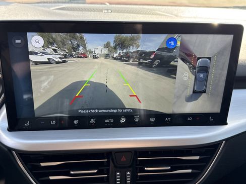 Used 2023 Ford Escape Platinum w/ Premium Technology Package image 19